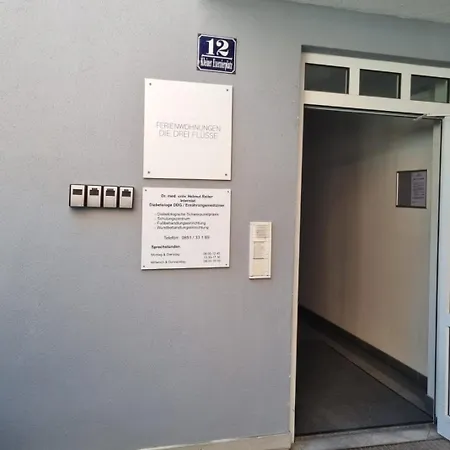 - Im Zentrum, Kueche, Parkplatz, Ruhig Gelegen * Πασάου